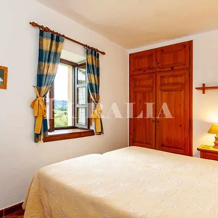 Chalet Carmen 4 *